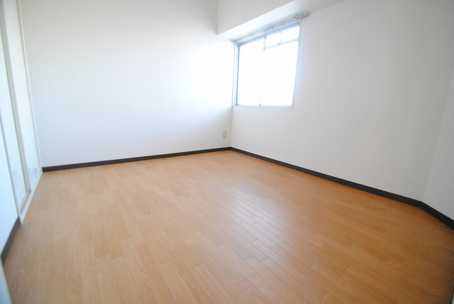 ラ・ディジェム旭の洋室|※同タイプイメージ写真　現況優先