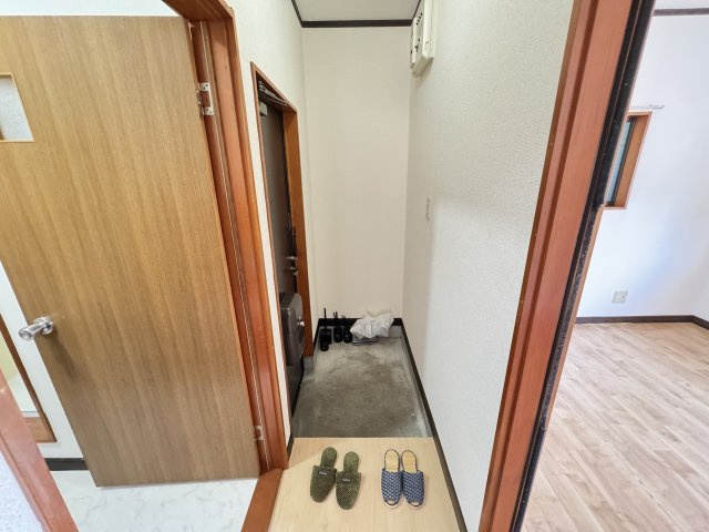 第三土田ハイツの玄関