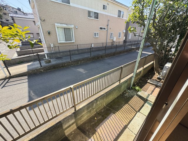 第三土田ハイツの庭