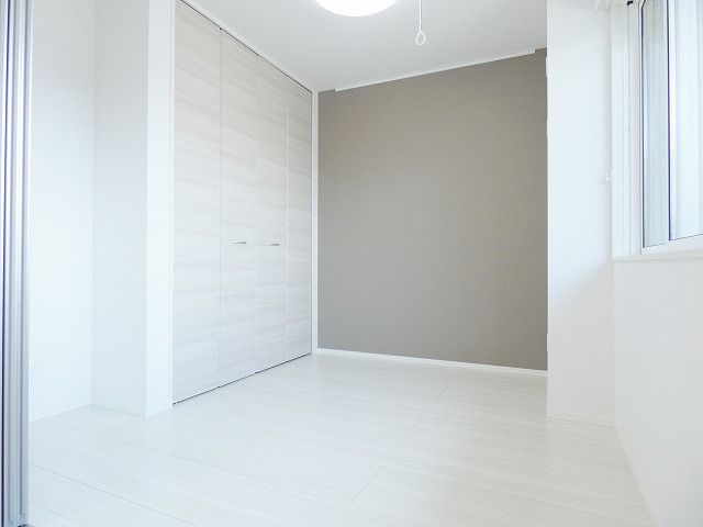 【洋室】 | Dフラット東平山　B棟