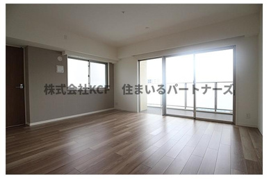 【居間・リビング】 | アルファフレシア久留米駅前 | ゆったりとしたリビングです