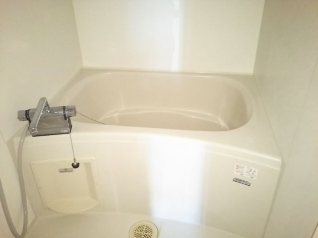 レオパレスせいらcの浴室|画像5
