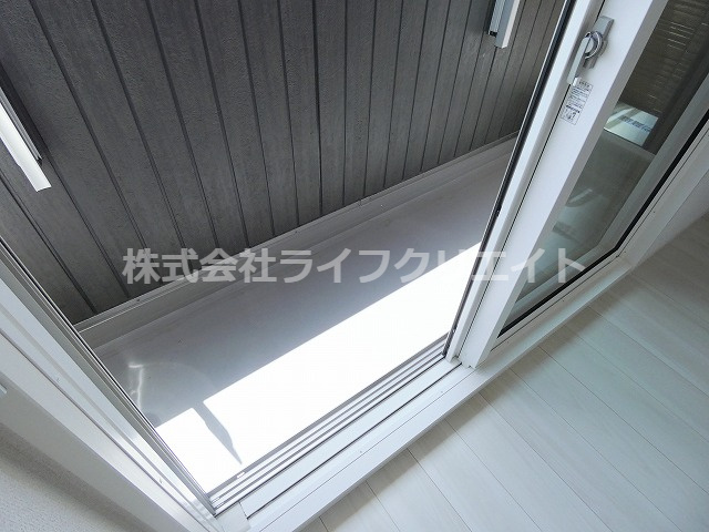 Dフラット東平山　B棟のバルコニー