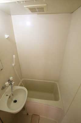 【浴室】 | シャンブル西野