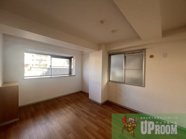 第一山田ビルの居間・リビング