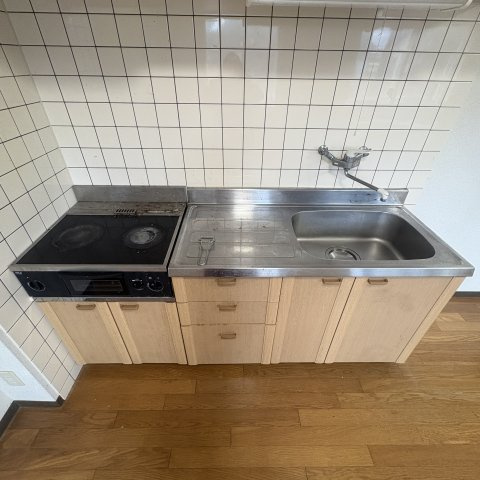 秀壱番館のキッチン