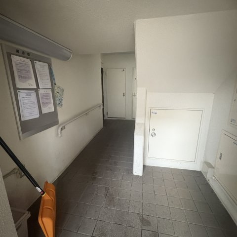 秀壱番館のロビー