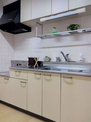 【キッチン】 | ロックベアーヒルズⅢ | お料理しやすいキッチンです