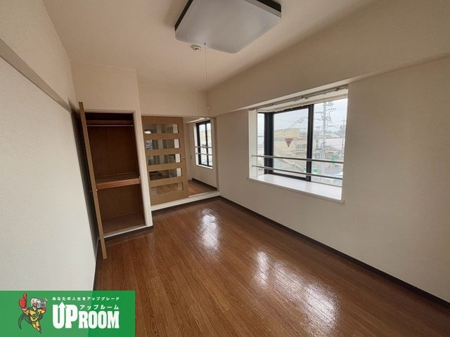 リバーシティ楠(犬飼商事ビル)の居間・リビング