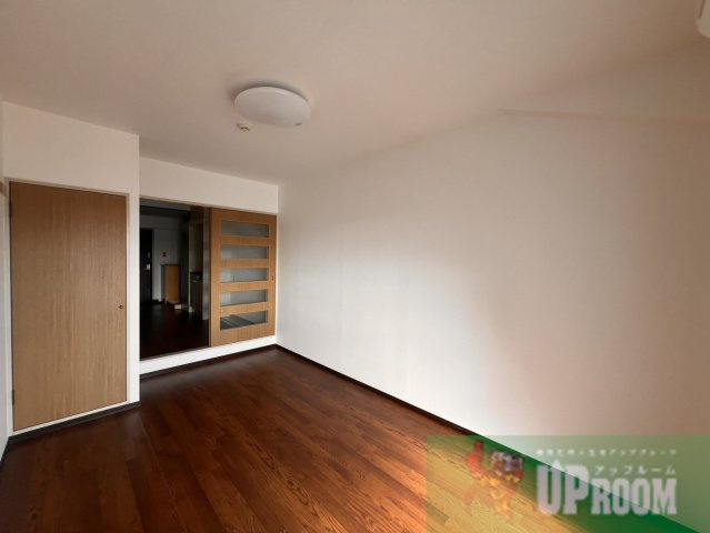 リバーシティ楠(犬飼商事ビル)の居間・リビング