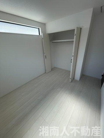 ★ファミリーにおすすめ！　茅ヶ崎市高田４丁目　新築戸建ての洋室|個人の部屋や寝室として使える洋室です