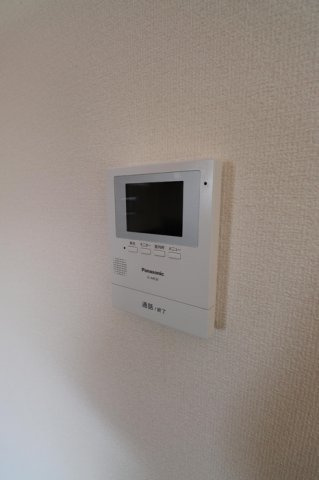 セジュール クレスト B棟のセキュリティ|モニター付きインターホン