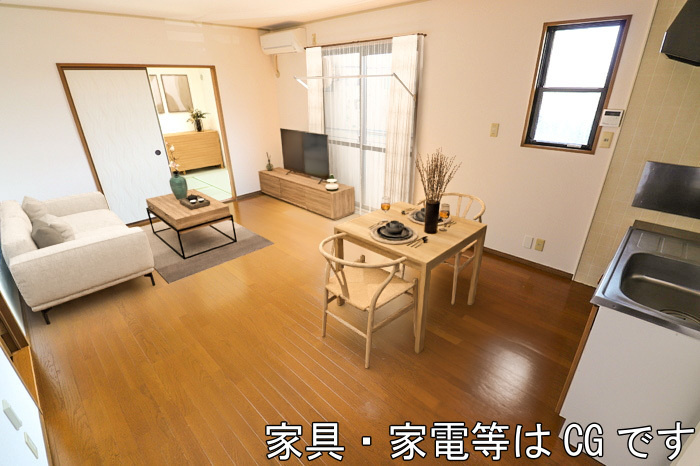 セジュール クレスト B棟の居間・リビング|こちらのリビングで趣味の時間をお楽しみください