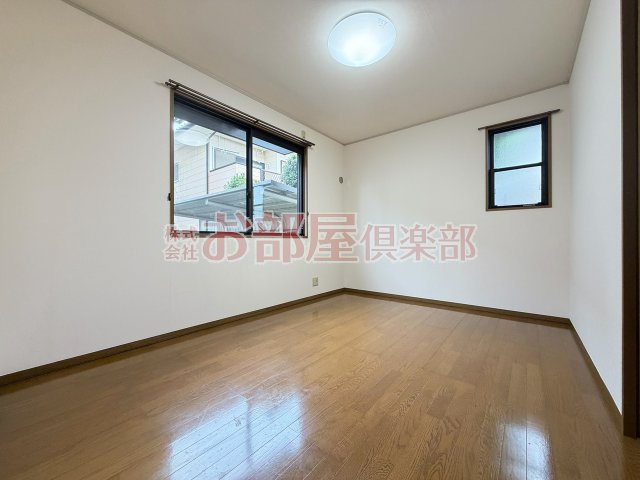 セジュール クレストB棟の洋室|広々とした洋室です