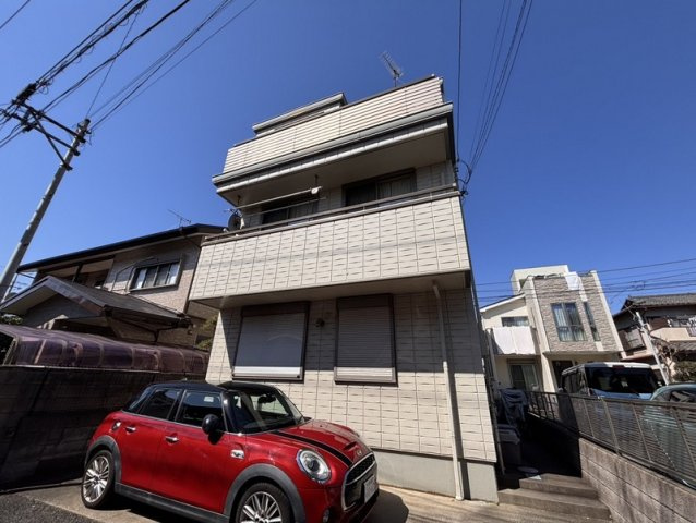 アヴェールＥの外観