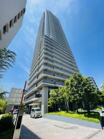 ルネッサンスタワー上野池之端の外観