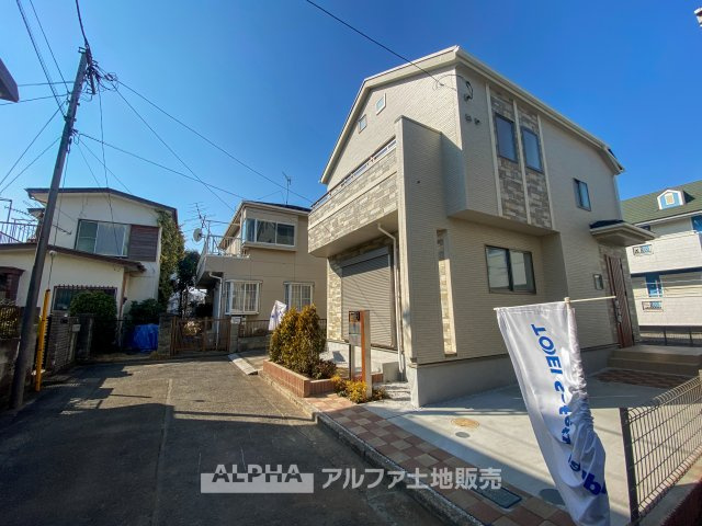 東大和市上北台1丁目　新築戸建の前面道路含む現地写真