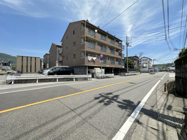イーリスハイツA・B・C・D棟の外観