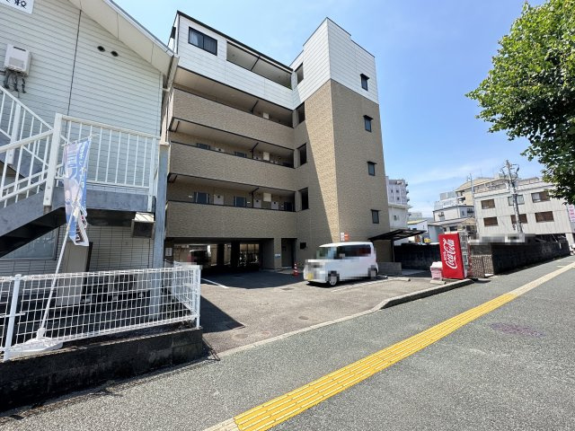 セブンシーズ城見の駐車場