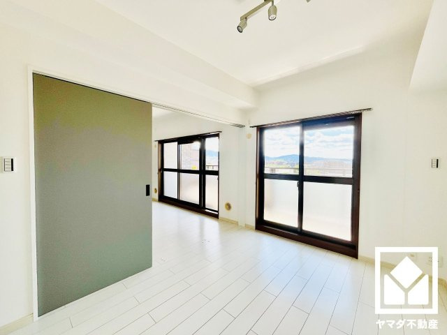 パデシオン桃山南の洋室