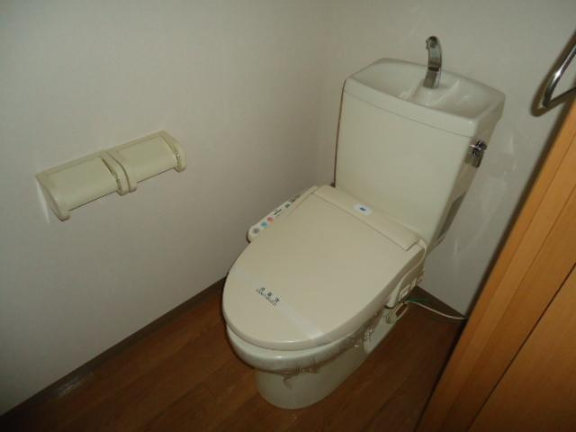 ユア・ハウスのトイレ|シャワー付トイレ