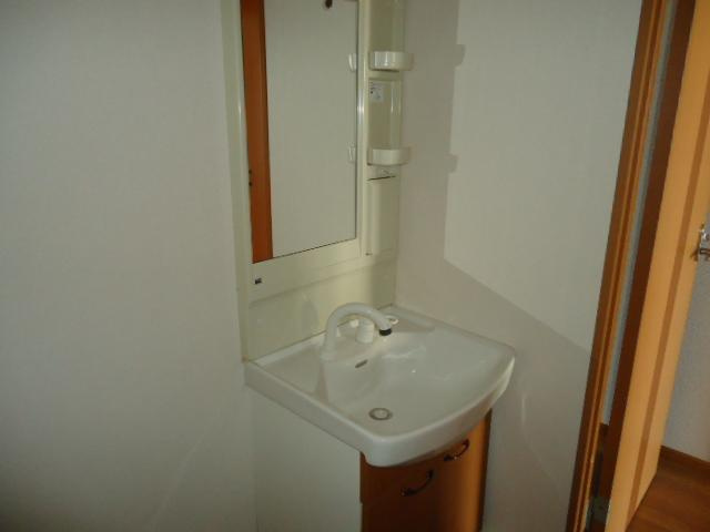 ユア・ハウスの洗面所|洗髪洗面化粧台