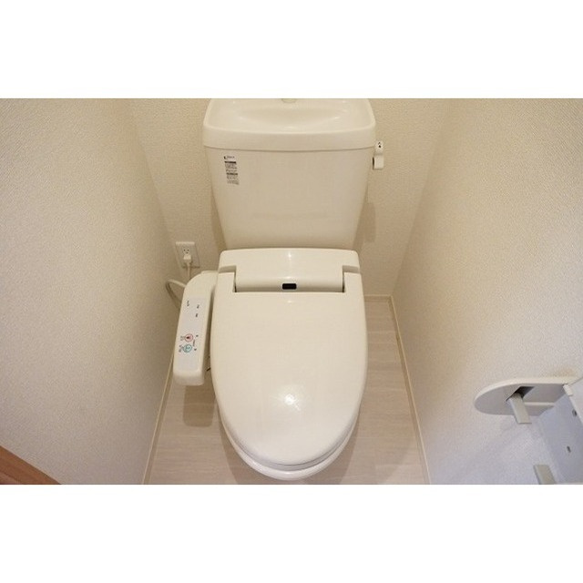 羽島郡笠松町円城寺のアパートのトイレ