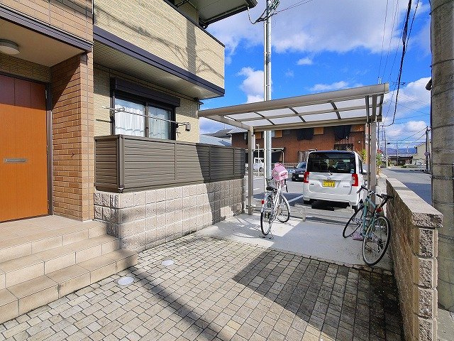 グランシャリオⅢのその他共用部分|自転車置き場