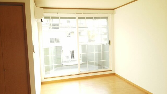 フォンテーヌＳ　Ⅱの居間・リビング