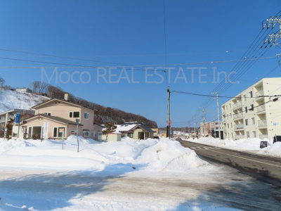 【前面道路含む現地写真】 | 網走市海岸町中古住宅