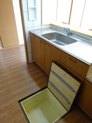 【キッチン】 | グランウッド | キッチン