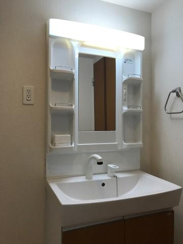 サン　ガーデン　Ｂの独立洗面台|洗髪洗面化粧台