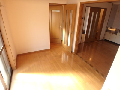 【居間・リビング】 | 日野町貸家 | ゆったり過ごせる居間です