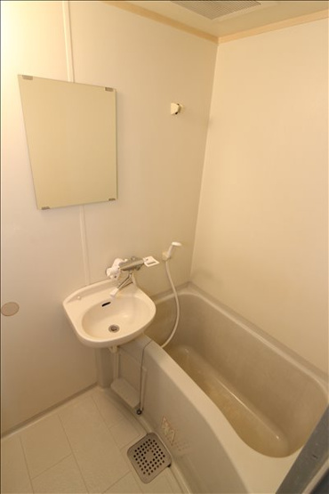 【トイレ】 | ユニテック渡鹿 | 写真は105号室のものになりますので事前にご了承ください