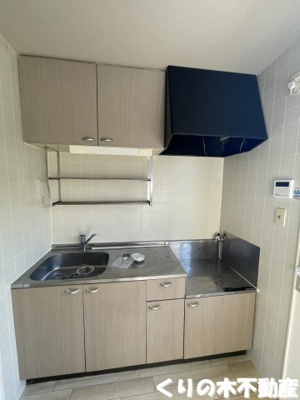 【キッチン】 | エクセルハイツ A棟 | コンパクトなキッチンで掃除もラクラク