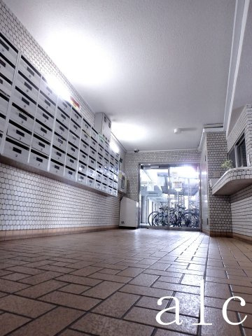杉並区方南２丁目の賃貸マンションのロビー|毎日通るロビーはこのようになっています