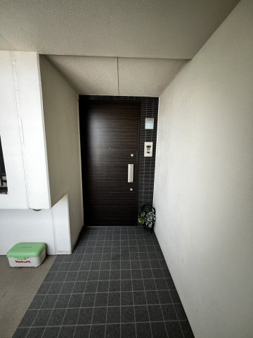 マークスシティザ大江の玄関