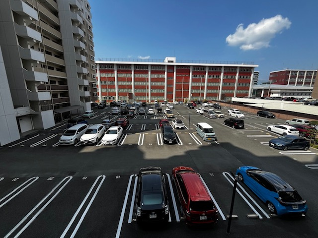 マークスシティザ大江の駐車場|縦列２台