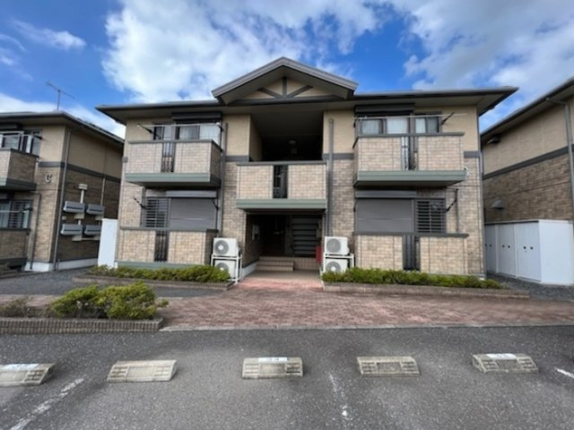 【外観】 | フローラルコート Ｂ | 建物外観