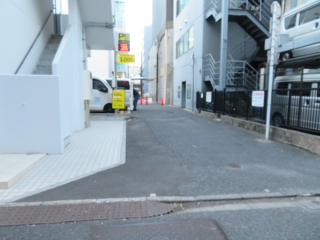 千代田区鍛冶町１丁目の店舗事務所