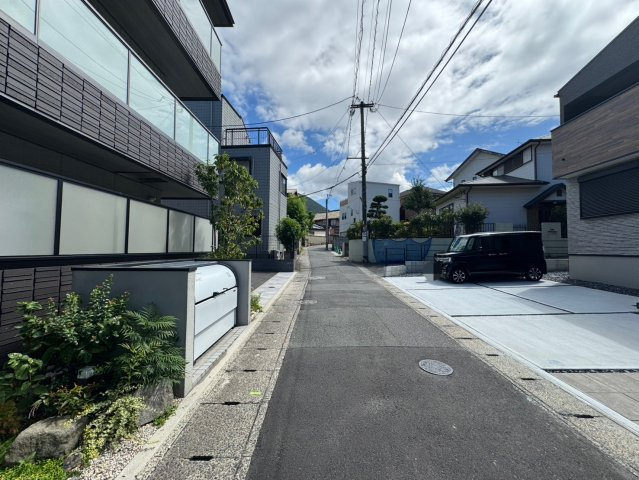 ARCHI DAYS－アーキデイズ－小倉北区上富野4丁目【小倉北区　新築戸建て】の前面道路含む現地写真|桜丘小、富野中まで約10分で通学も楽々♪　【小倉北区　新築戸建て】