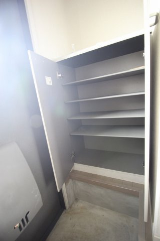 ハリーファーストの収納|収納のためのスペースです