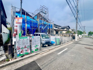 【前面道路含む現地写真】