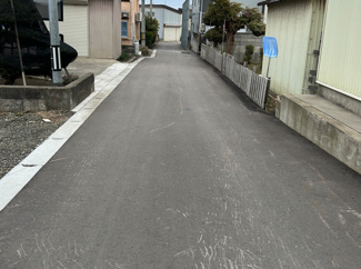 【周辺】 | 前面道路北東側
弘前市の除雪が入ります