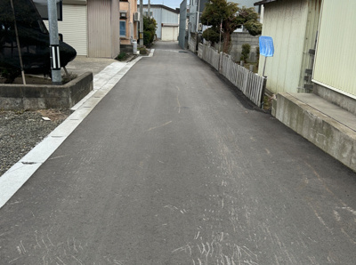 【周辺】 | 弘前市松原東３丁目・売地 | 前面道路北東側
弘前市の除雪が入ります