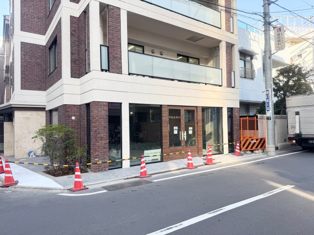 熊倉ビル2ndのエントランス