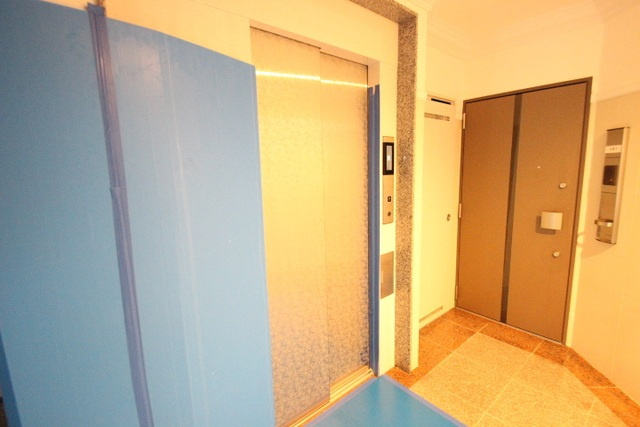 【ロビー】SEIWA BLD