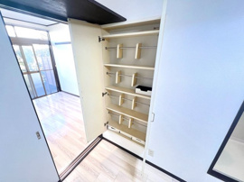 同建物内の類似内装のお部屋です