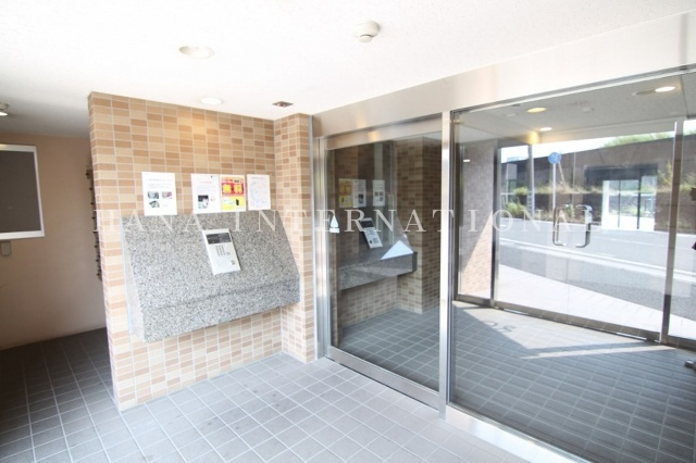 ベイサイド舞浜のエントランス