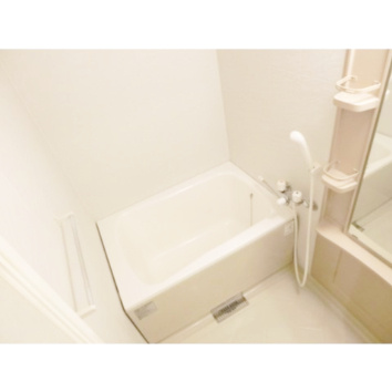 【浴室】 | ヴィラ クロシェット | ※同物件他部屋の参考写真